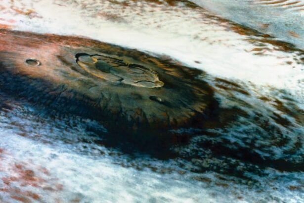 Visão de cima do Monte Olimpo em Marte