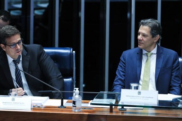 Haddad critica articulação de Campos Neto para aprovar autonomia financeira do BC