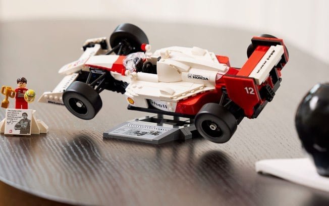 Senna Brands e LEGO homenageiam primeiro título de Ayrton Senna com McLaren montável