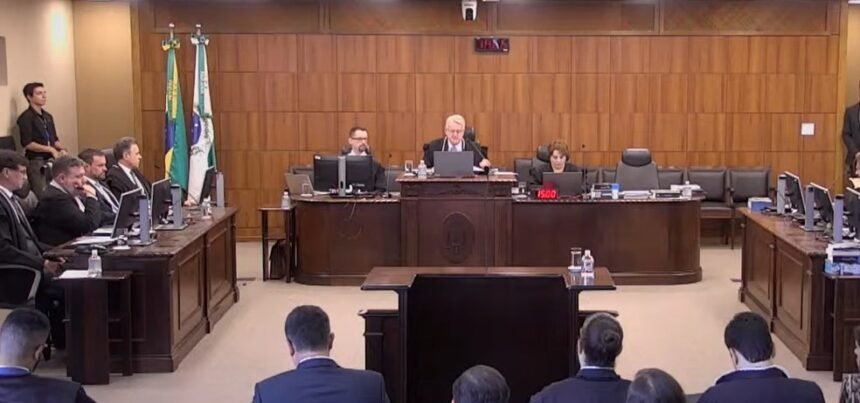 Sessão de julgamento no TRE-PR dos pedidos de cassação do mandato do senador Sergio Moro — Foto: Reprodução/Youtube