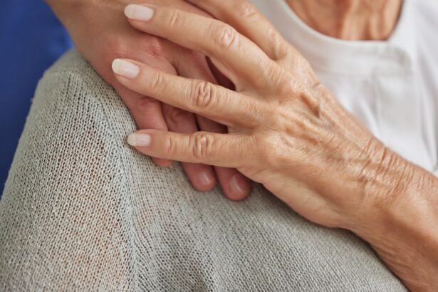Abraço, aperto de mão, massagem: grande estudo confirma os benefícios do toque para a saúde