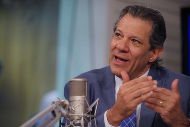 Haddad: fogo amigo do PT “atrapalha”, e  esquerda deveria promover “novas lideranças”