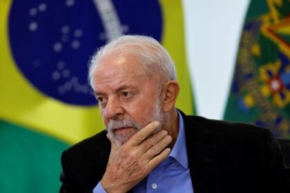 Lula diz que não há crise na Petrobras e que desentendimentos “fazem parte do ser humano“