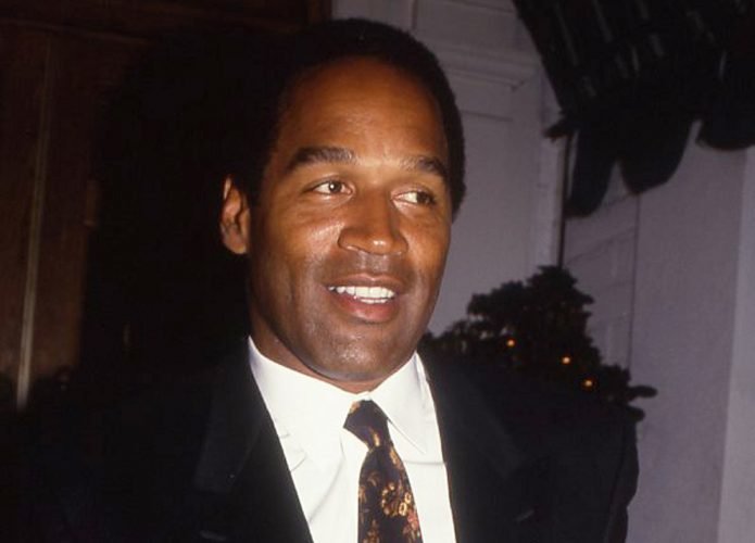 Morre O.J. Simpson, atleta e ator de “Corra que a Polícia Vem Aí”, aos 76 anos